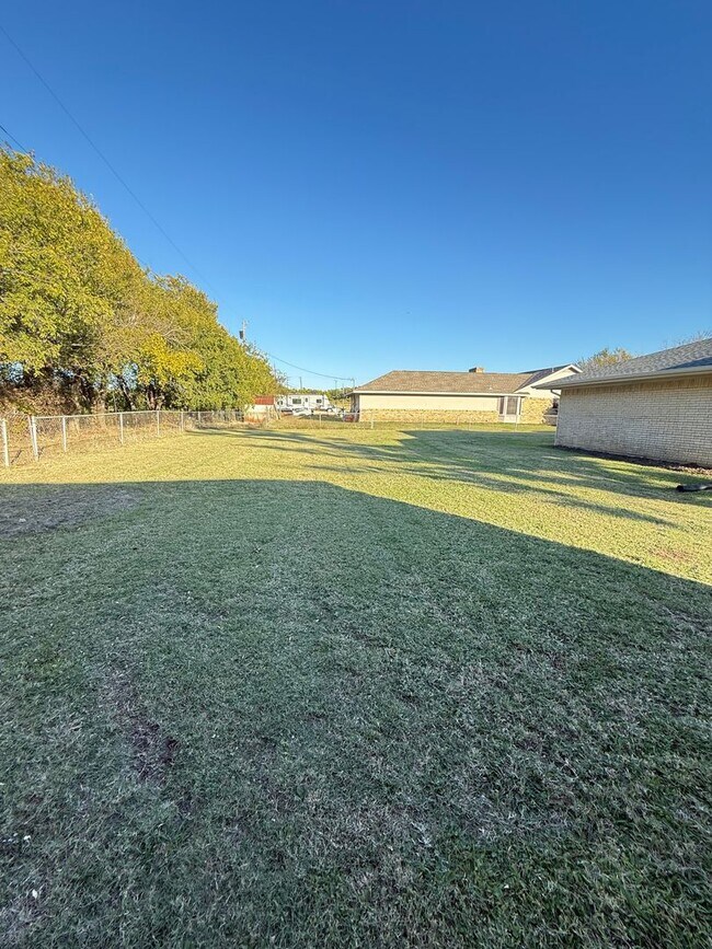 Building Photo - Classic Celina Charm with Vintage Comfort - Spacious 3-Bedroom Home with Large Yard and Covered P...