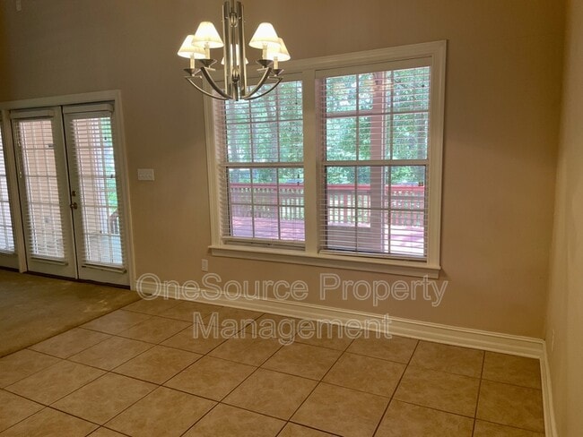 Building Photo - 979 Watersview Dr