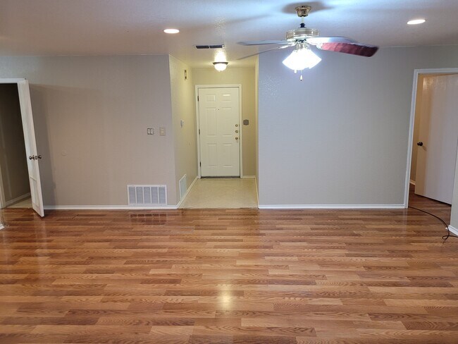 living room - 3620 Crosscut Loop