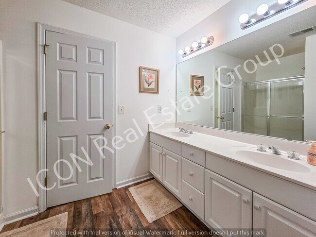 Building Photo - Move in ready 4BR/2.5BA home in a great neighborhood—tucked away on a quiet cul-de-sac!