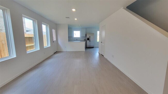Building Photo - 6330 Geyser Starish Dr