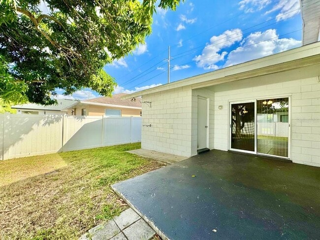 Building Photo - 4019 W Nassau St