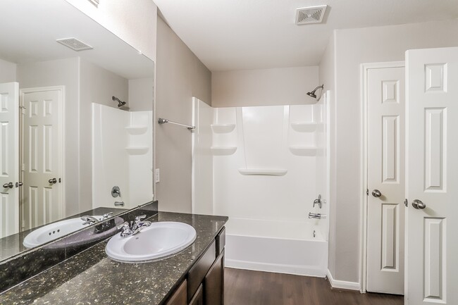 Building Photo - 21819 Octavia Way