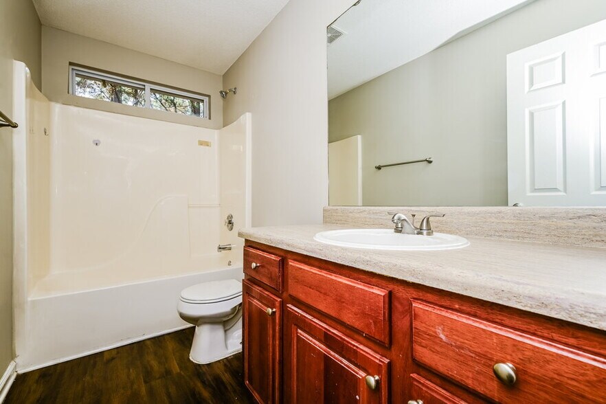 Building Photo - 153 Lossie Ln