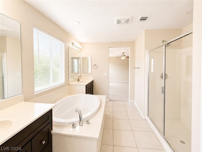Building Photo - 2716 Graceful Grove Ave