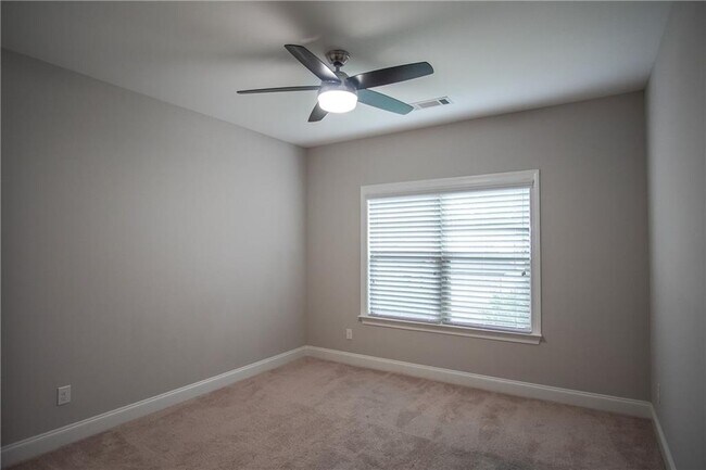 Building Photo - 3050 Davidsonville Dr
