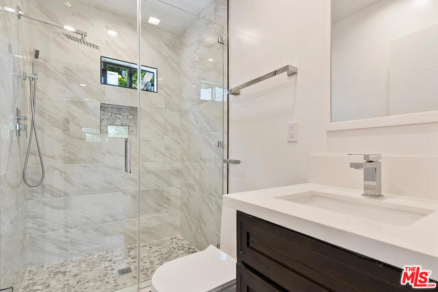 Building Photo - 10992 Exposition Blvd