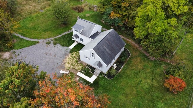 Building Photo - 2608 PA-107