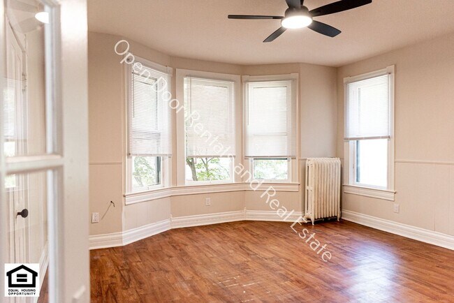 Building Photo - 846 Columbia Ave