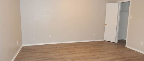 Building Photo - 2902 S Fielder Rd