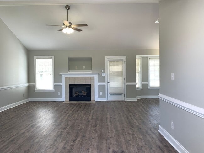Building Photo - Beautifully Renovated Ranch, Nestled In Pr...
