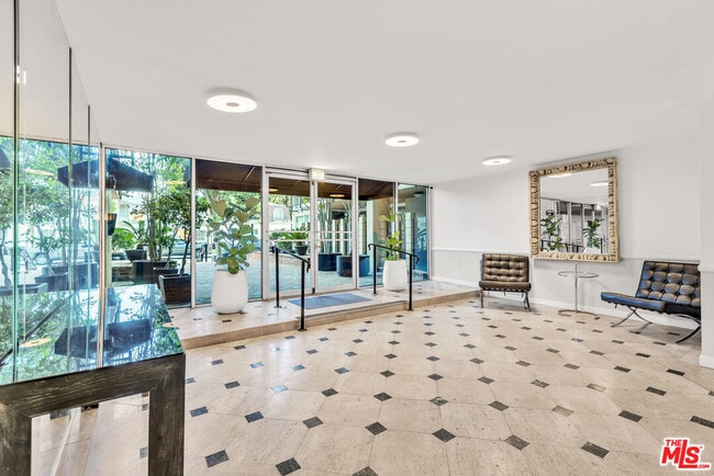 Building Photo - 9950 Durant Dr