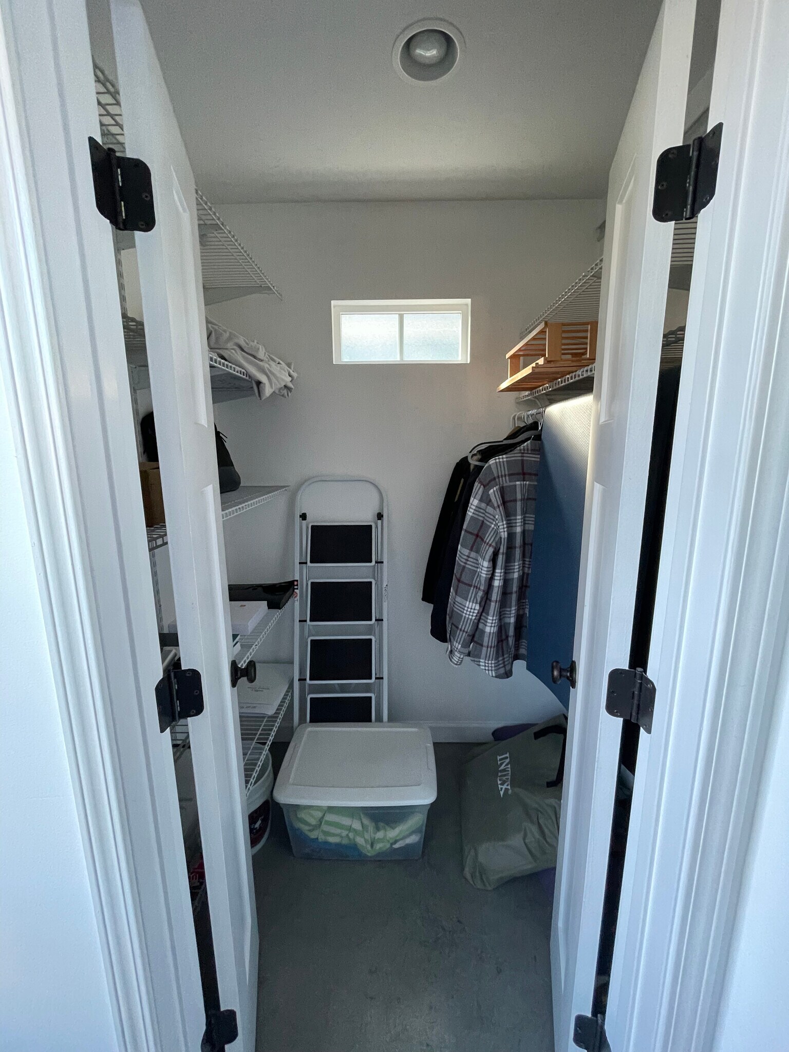 Building Photo - 1340 Hoyt Ave