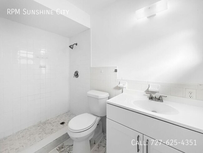 Building Photo - 9814 110th Ln N