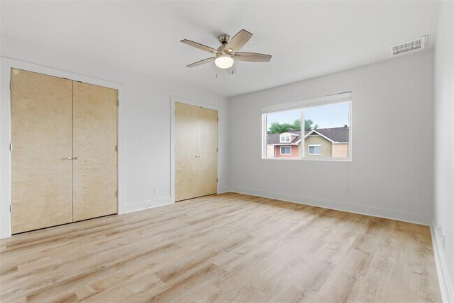 Building Photo - 1101 Grove Blvd