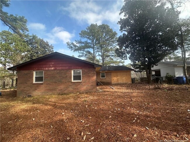 Building Photo - 2517 Vestal Ave