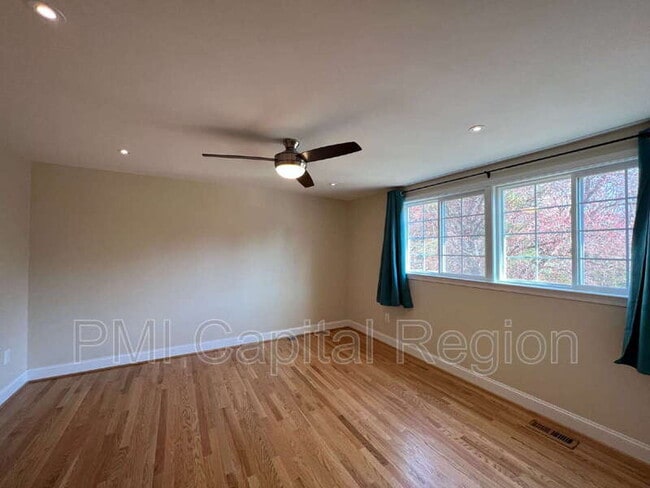 Building Photo - 10201 Millstream Dr