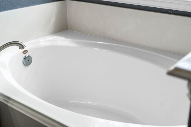 Building Photo - 24830 Mason Trail Dr