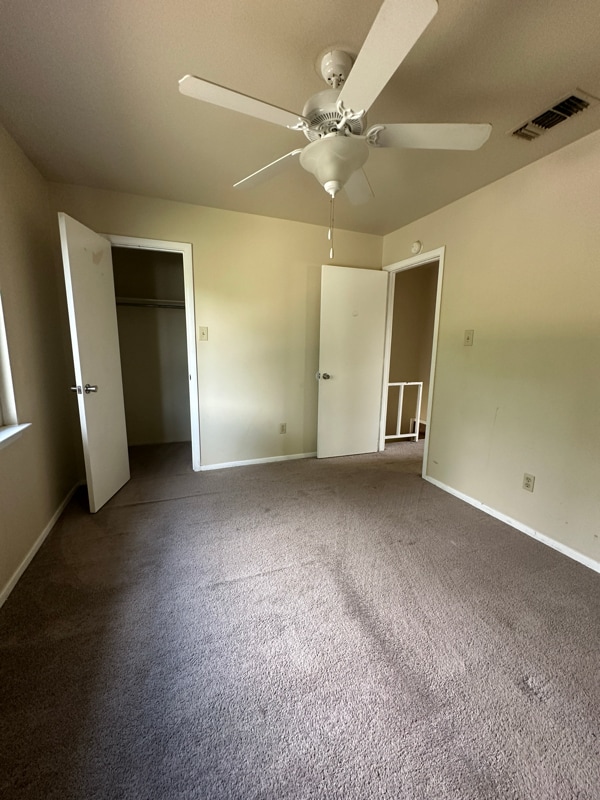 Building Photo - 212 W Val Verde Cir