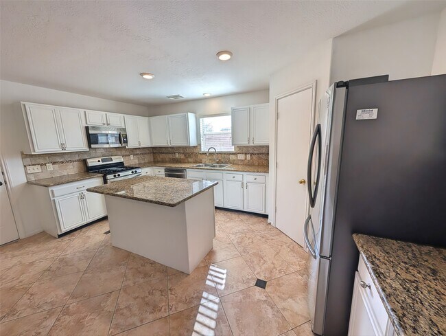Building Photo - 18119 Sweet Juniper Ln
