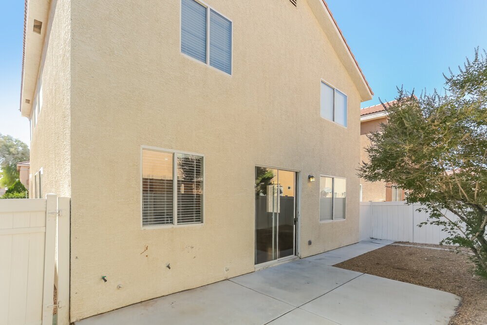 Building Photo - 4512 Sandstone Vista Ct