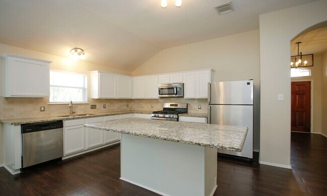 Building Photo - 8730 Cedar Walk Dr