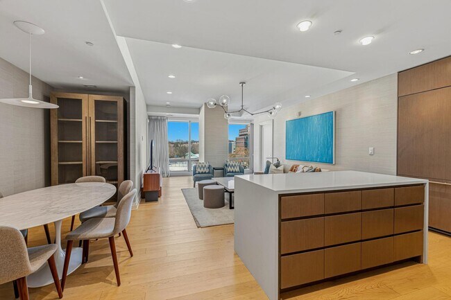 Building Photo - 2501 M St NW