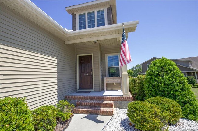 Building Photo - 133 Cypress Cir