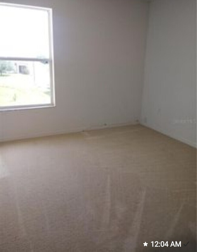 Building Photo - 148 Columbia Dr