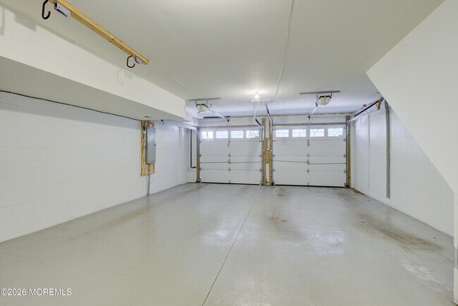 Building Photo - 29 Pavilion Ave