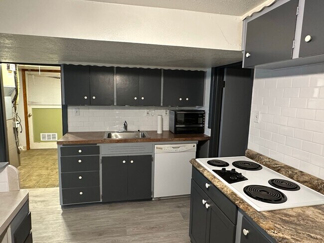 Building Photo - OS 1518