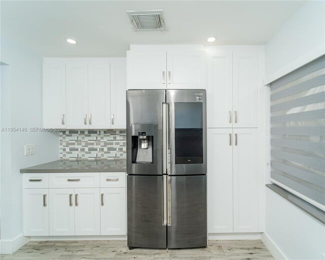 Building Photo - 19441 NW 59th Pl