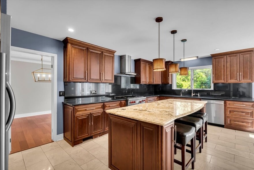 Building Photo - 4158 Cherrywood Dr