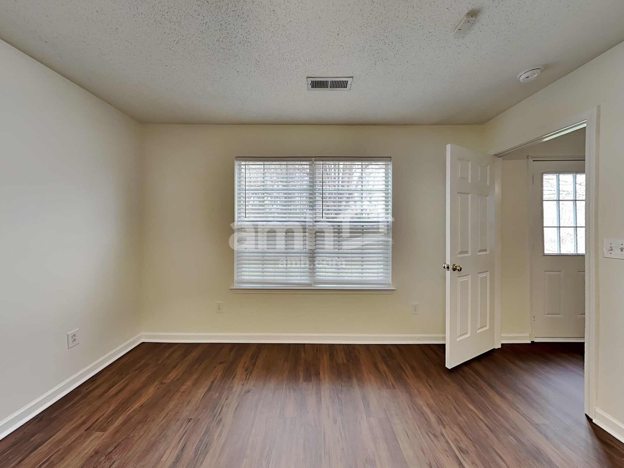 Building Photo - 411 Revis Creek Ct