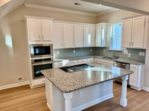 Building Photo - Discover Coastal Living at Its Finest in Marketview, Market Common – Now Leasing!