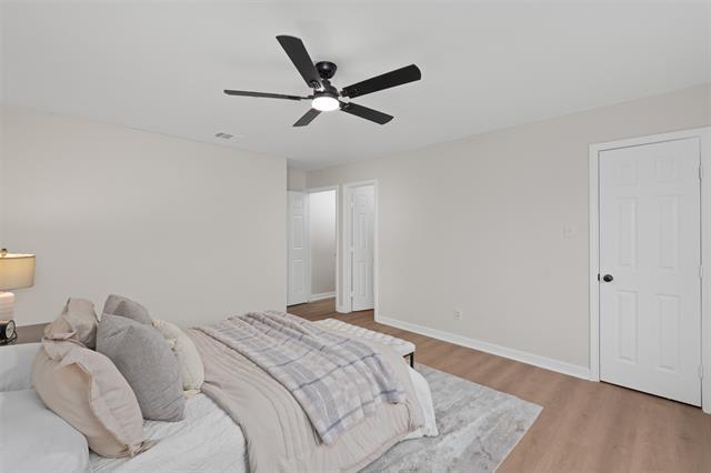 Building Photo - 8822 Miami Dr