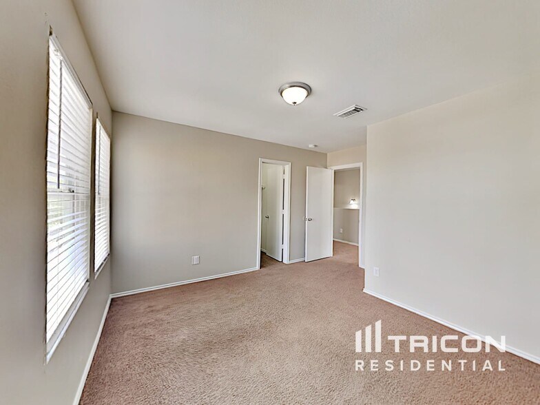 Building Photo - 7734 Galleon Field Ln