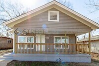 Building Photo - 3237 Beech Ave SW