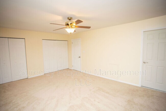 Building Photo - 1145 Golden Pond Ct