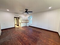 Building Photo - 107 E Stone St