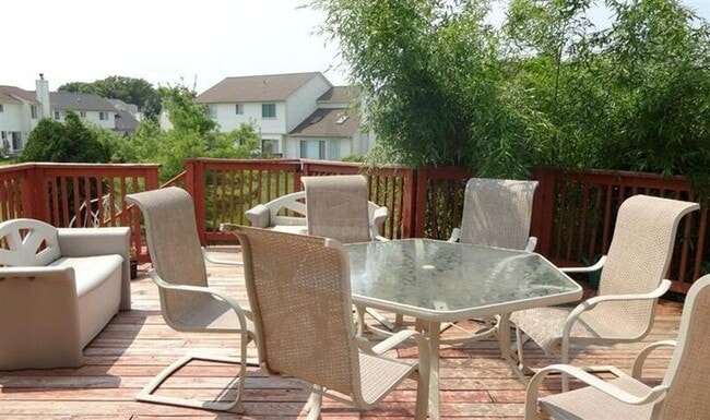 Building Photo - 292 Sandrock Ct