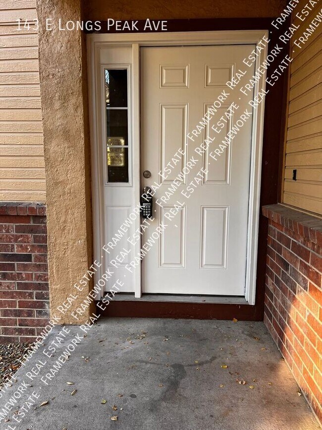 Building Photo - 143 E Longs Peak Ave