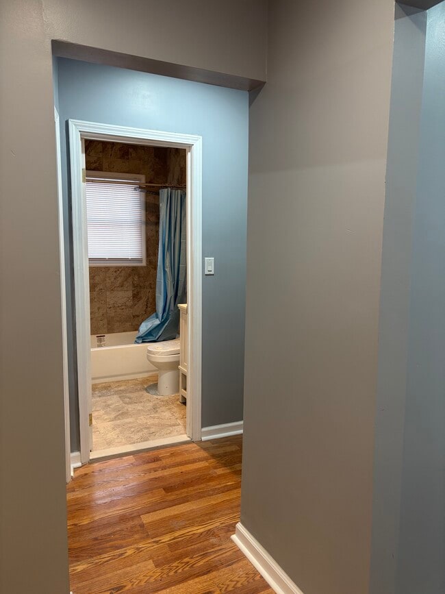 Building Photo - 15886 Northlawn St