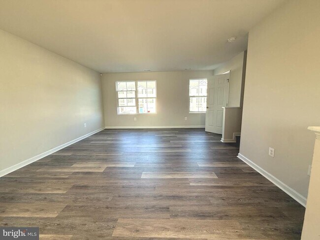 Building Photo - 63 Ogunquit Dr