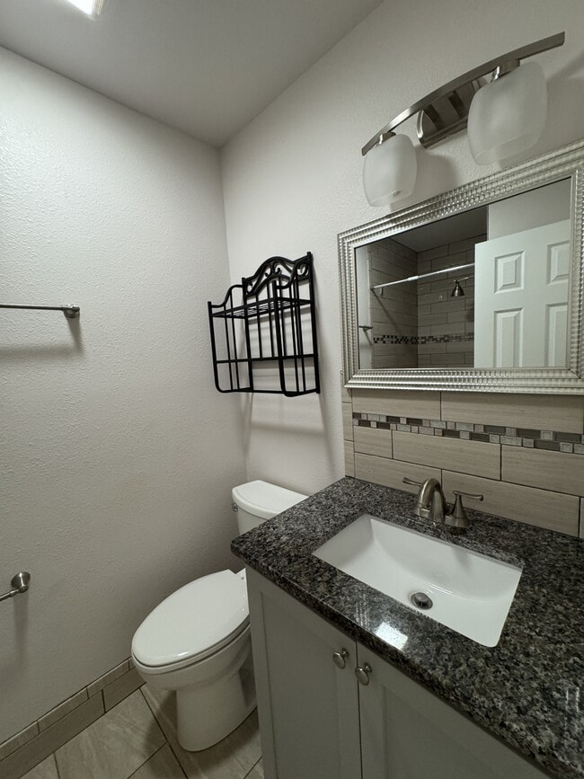 Building Photo - 15209 Cruiser St