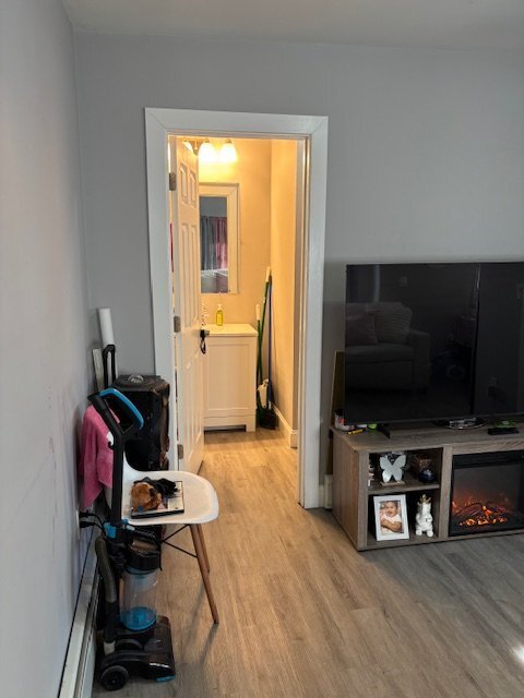 Building Photo - 408 Cass Ave