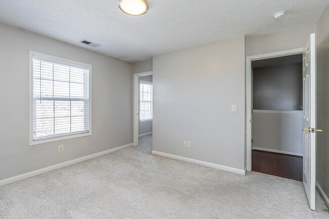 Building Photo - 2021 Allegheny Way