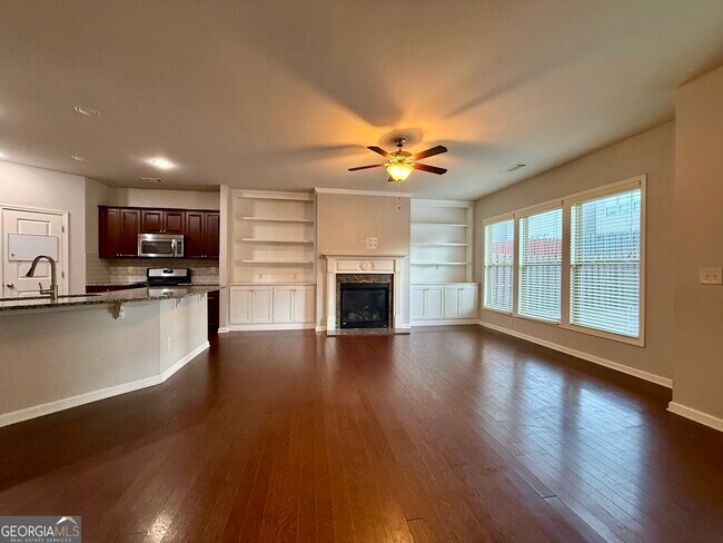 Building Photo - 5115 Breezewood Cir
