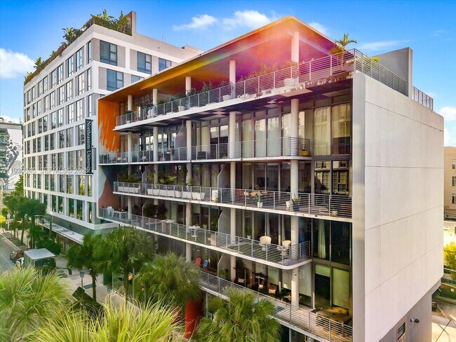 Building Photo - 250 NW 24th St