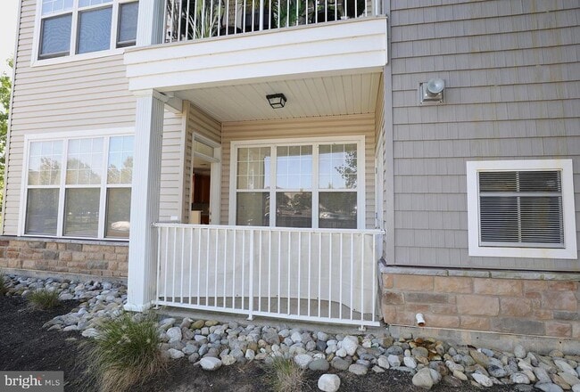 Building Photo - 611 Masterson Ct